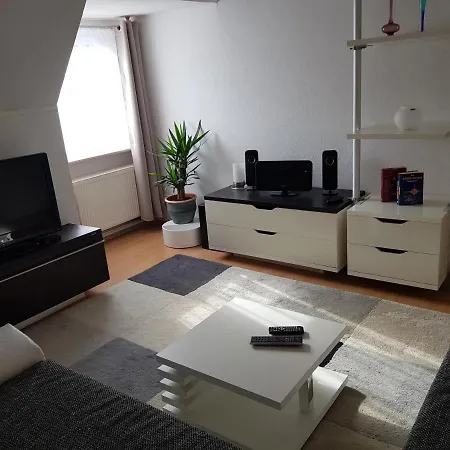 Apartment Am Suedpark Erfurt - Inkl Garten Mit Sitzlounge - Zentrumsnah Exterior photo